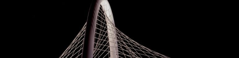 Puentes de acero curvo