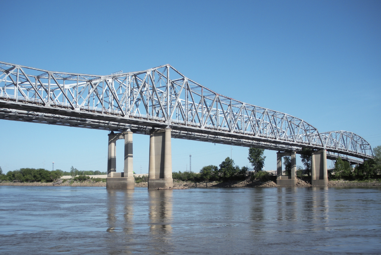 missouri river bridge